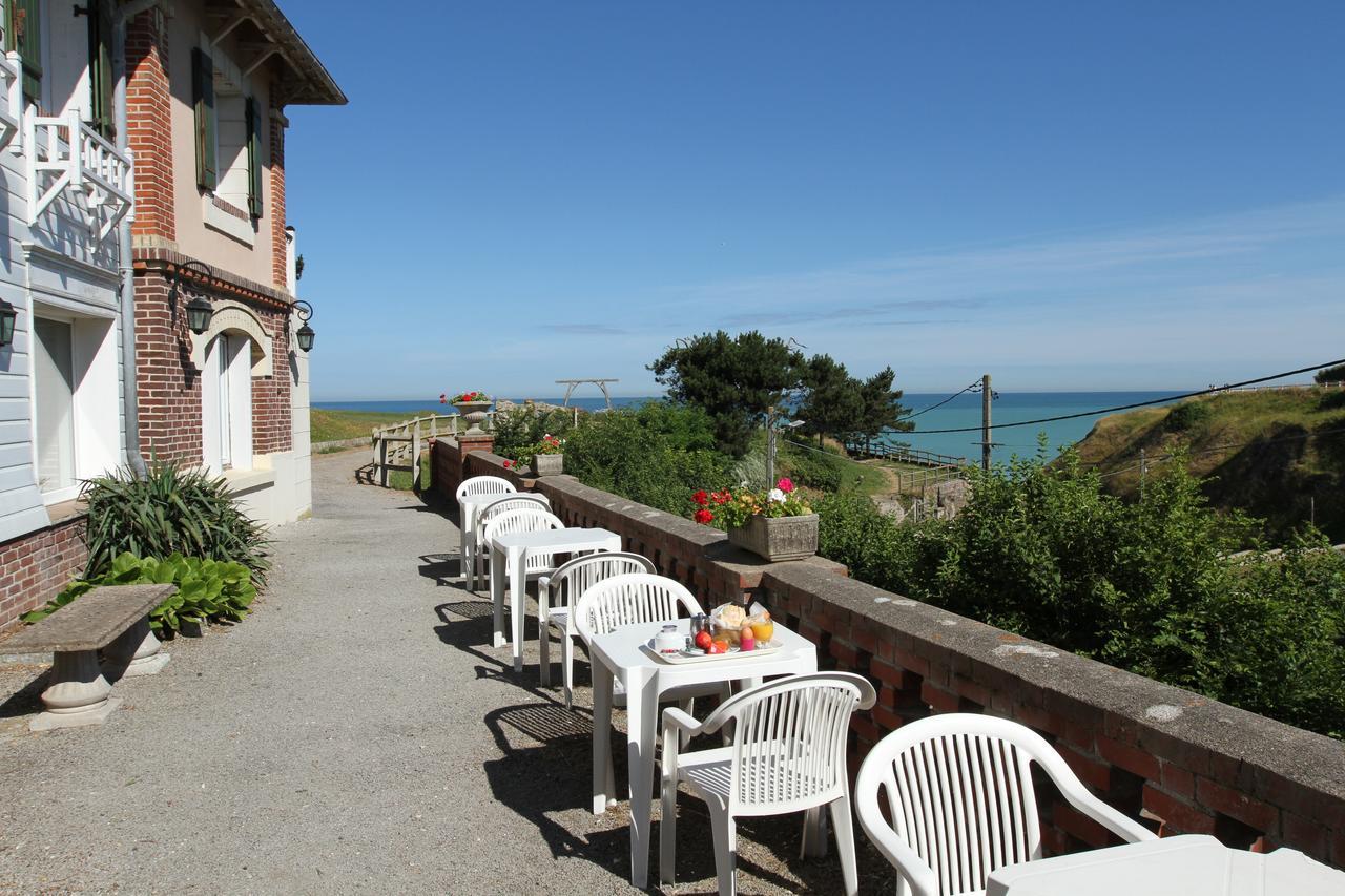 Hotel Royal Albion Mesnil-Val-Plage Exterior photo