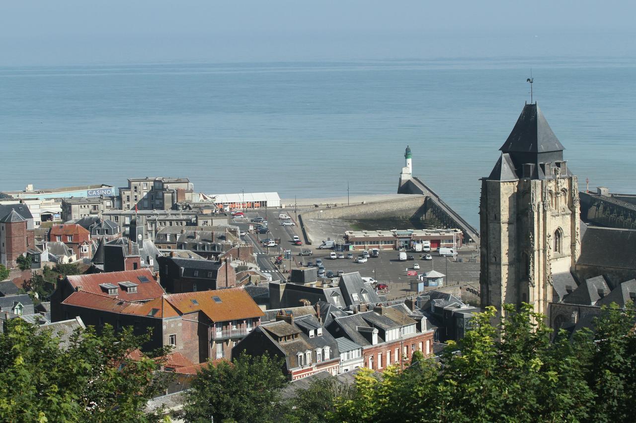 Hotel Royal Albion Mesnil-Val-Plage Exterior photo